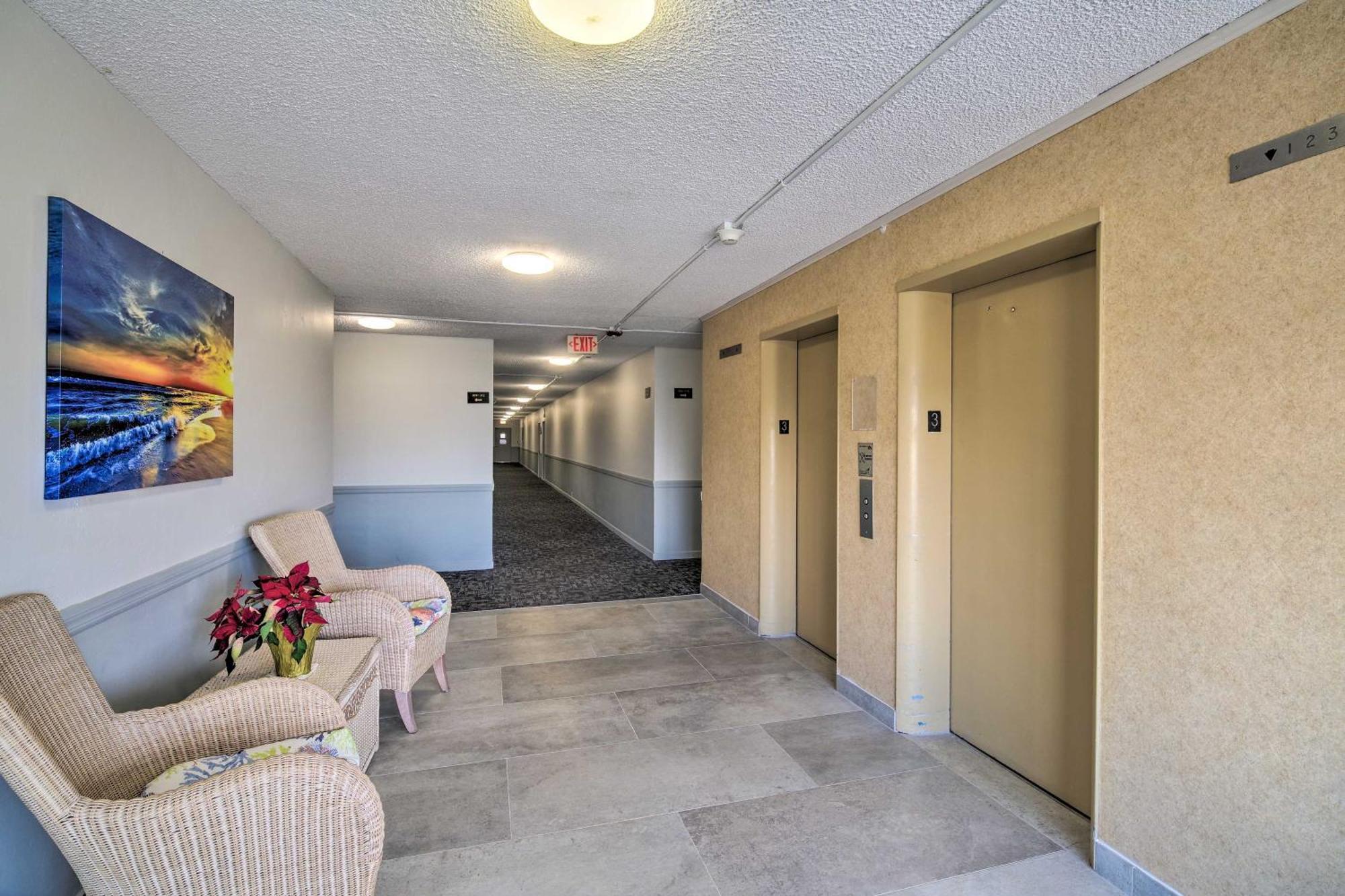 Walk To Shore Satellite Beach Condo With Ocean View Eksteriør billede